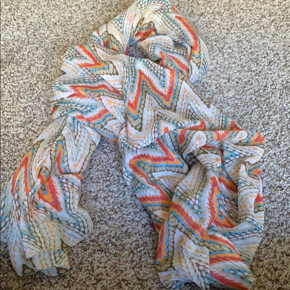 Large Multicolor accent scarf